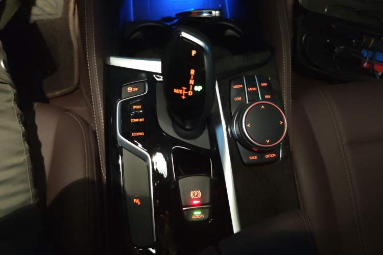 Used BMW 5 Series 2020 525Li M Sport Package