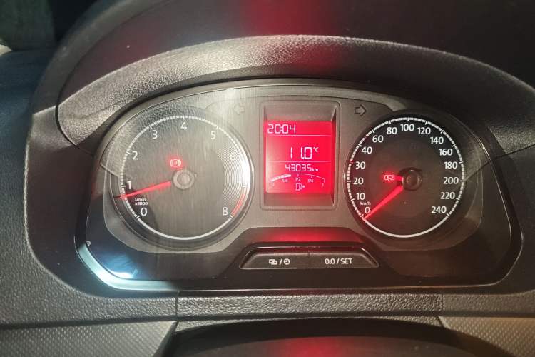 Used Volkswagen Jetta 2019 Dream Edition 1.4L Manual Fashion Version Instrument Cluster