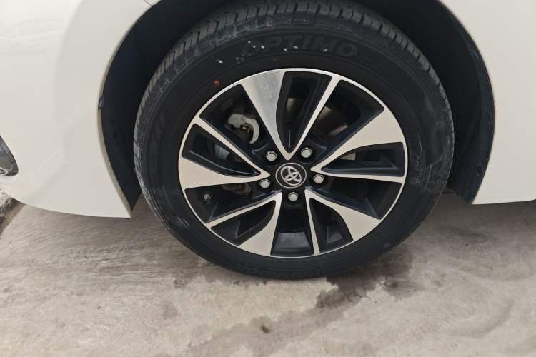 Used Toyota Levin 2018 185T CVT Luxury Edition China V Standard Left Front Wheel Hub