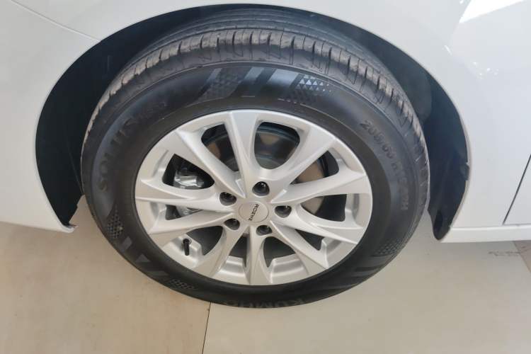Used Roewe i5 2026 Model 1.5L CVT Luxury Version