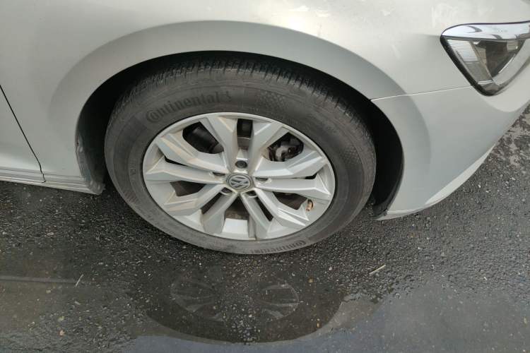 Used Volkswagen Magotan 2017 330TSI DSG Luxury Model
