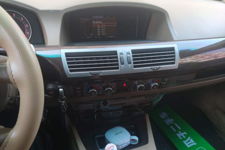 Used BMW 7 Series  Audio And AC Panel