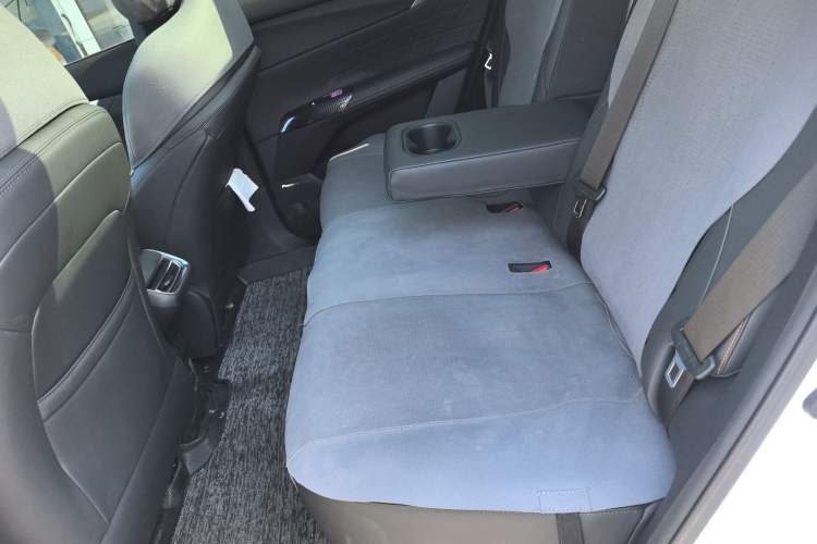 Used CHANGAN CS75 PLUS 2025 4th Generation 1.5T New Blue Whale Smart Flagship Version