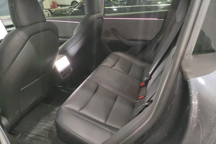 Used Tesla Model 3 2023 Rear-Wheel-Drive Version
