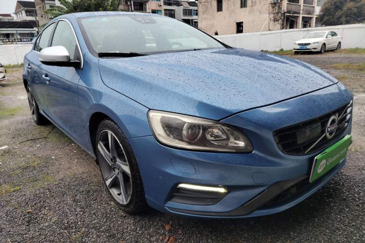 Used Volvo S60 2014 Facelift T5 Personalized Sport Edition

