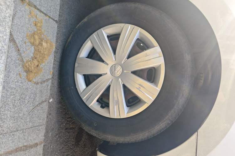 Used Volkswagen Jetta 2013 1.6L Manual Fashion Edition