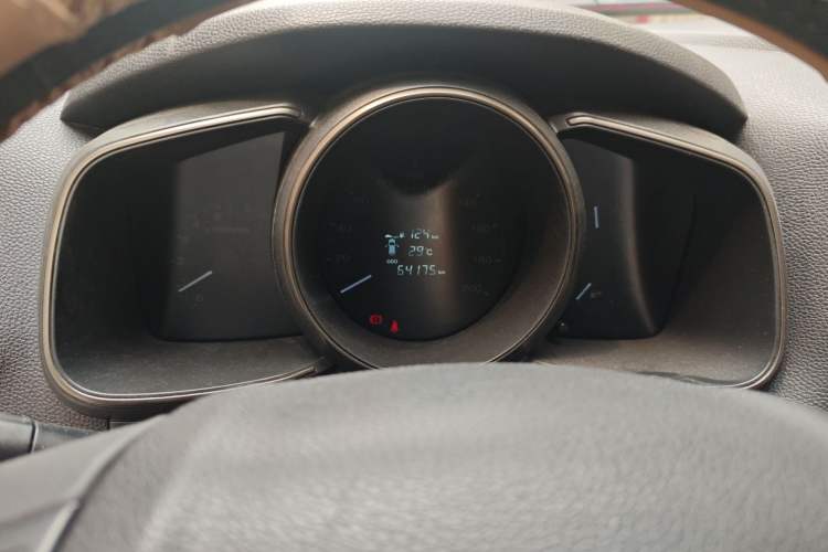 Used CHANGAN OSHAN CX70 2016 1.6L Manual Luxury Model