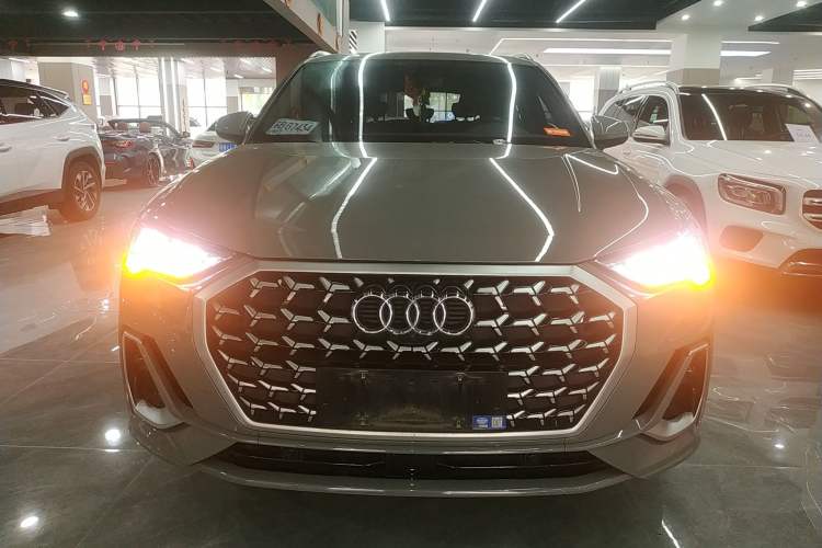 Used Audi Q3 2024 35 TFSI Fashion Dynamic Edition Front