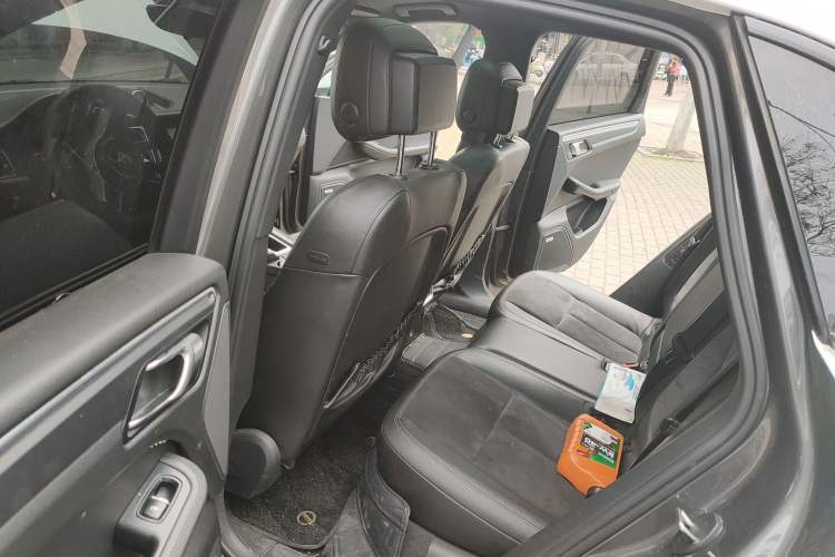 Used Porsche Macan 2014 Macan 2.0T Left Rear Seat