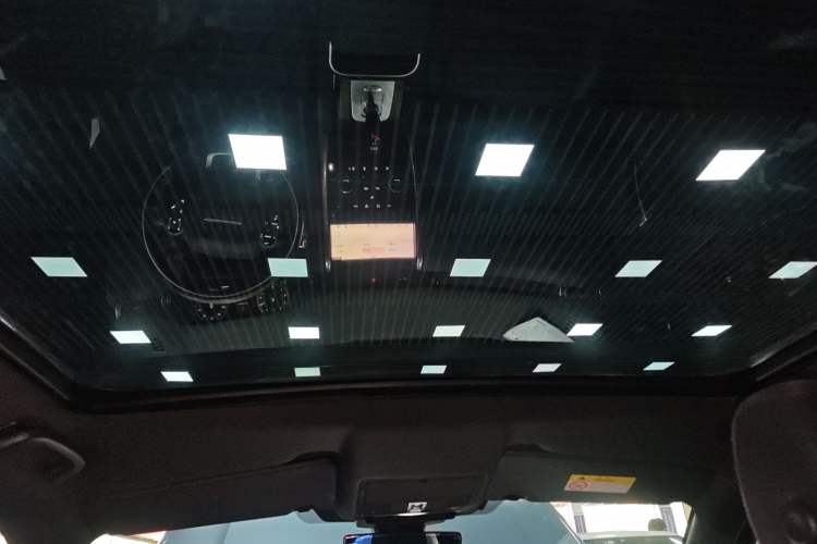 Used Land Rover Discovery Sport New Energy 2021 P300e Performance Tech Edition
