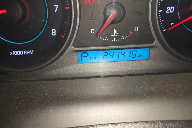 Used Chevrolet Captiva 2011 2.4 AT 7-Seater Luxury Edition