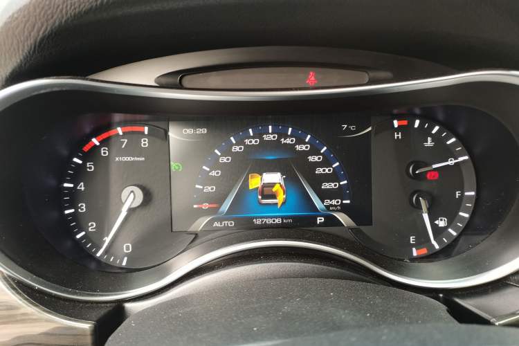 Used Haval H9 2017 2.0T Gasoline 4x4 Luxury 7-Seater