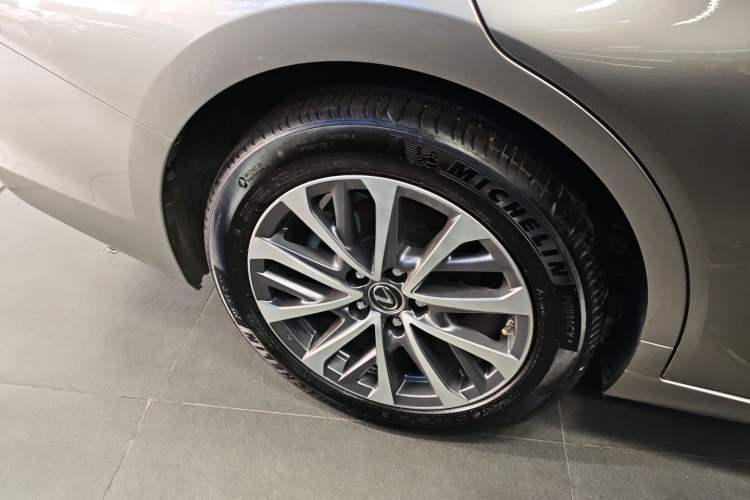 Used Lexus ES 2021 260 Excellence Edition