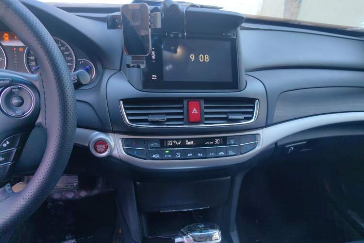 Used Honda Crosstour 2016 2.4L Luxury Edition