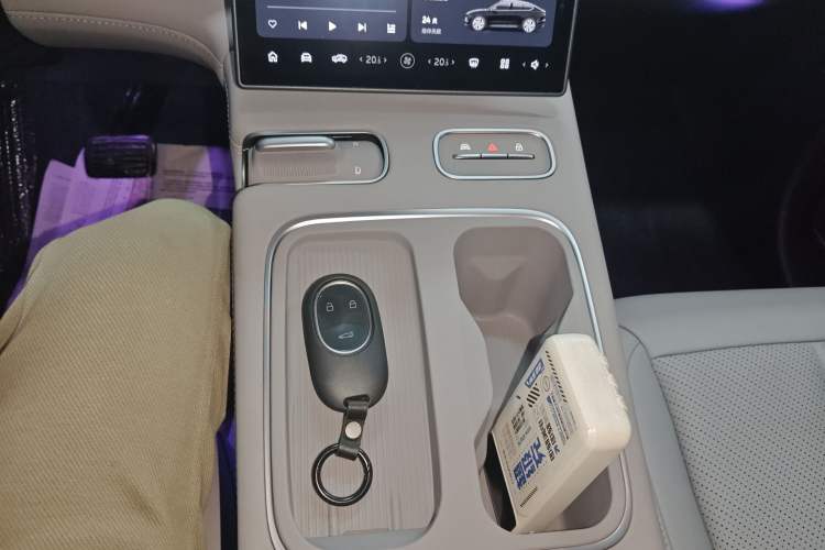 Used Nio EC6 2024 75 kWh
