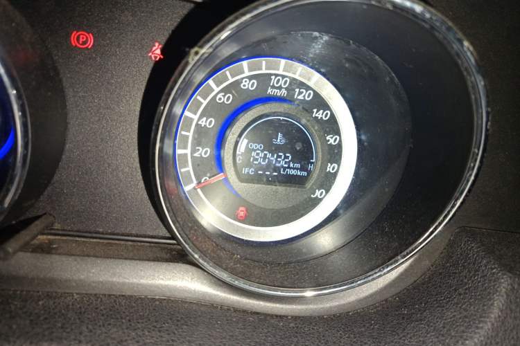 Used Great Wall C30 2013 1.5L Manual Comfort Model Odometer Close Up