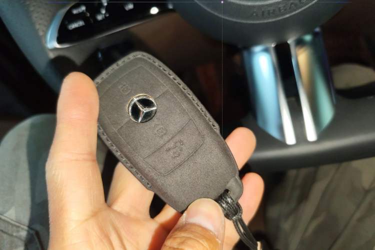 Used Mercedes-Benz E-Class 2021 Restyled E 300 L Sporty and Stylish Edition Interior 1