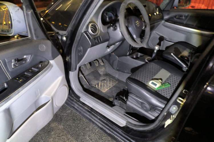 Used Suzuki SX4 2011 Hatchback 1.6L Manual Sport Model Driver Seat