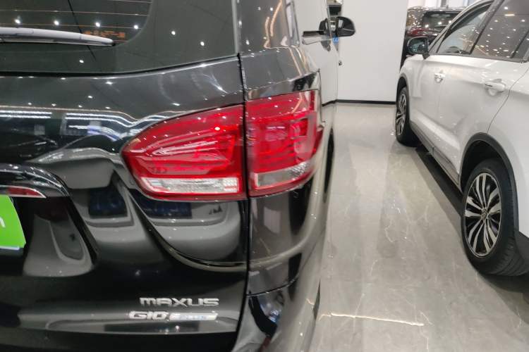 Used SAIC MAXUS G10 2022 2.0T Automatic Elite Edition Gasoline 7-Seater
