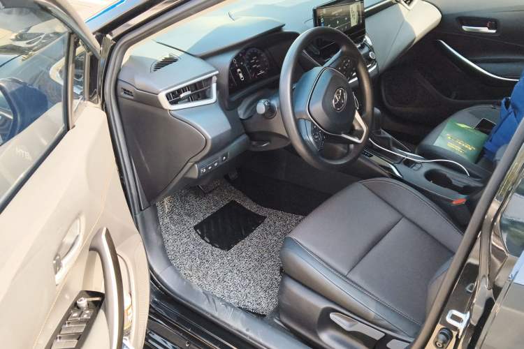 Used Toyota Levin 2023 Dual-Motor 2.0L Luxury Edition