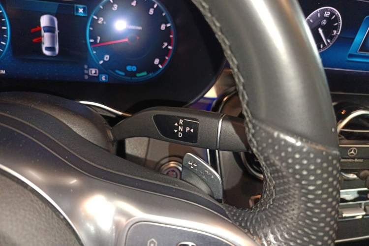 Used Mercedes-Benz C-Class 2021 C 260 L Sport Edition Star Collection Gear Lever