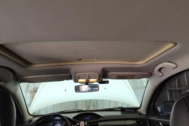 Used Dongfeng Aeolus H30 2014 CROSS 1.5L Automatic Zunyi Model