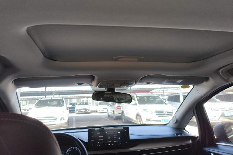 Used Geely Auto Vision X3 2021 PRO 1.5L CVT Deluxe Model Headliner