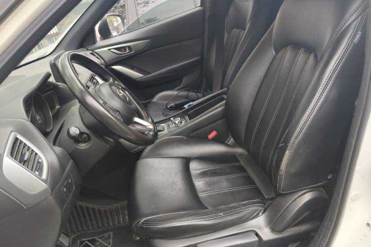 Used Mazda CX-4 2018 2.0L Automatic Two-Wheel Drive Blue Sky Dynamic Version China V Standard Left Front Seat