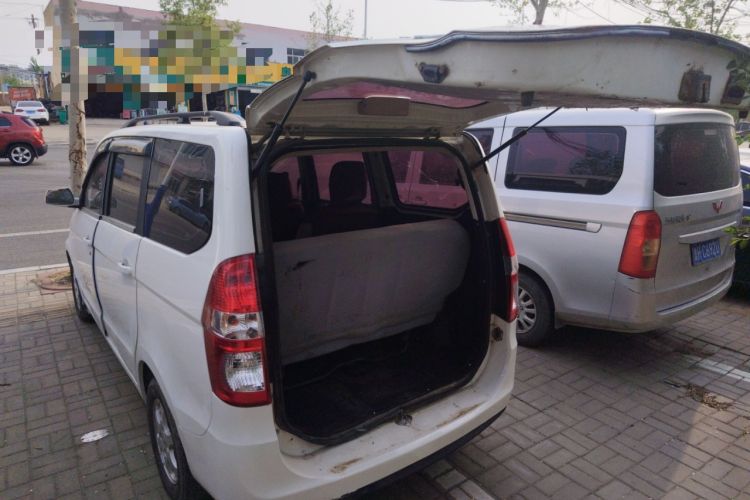 Used Wuling Hongguang 2014 1.5L Standard Version

