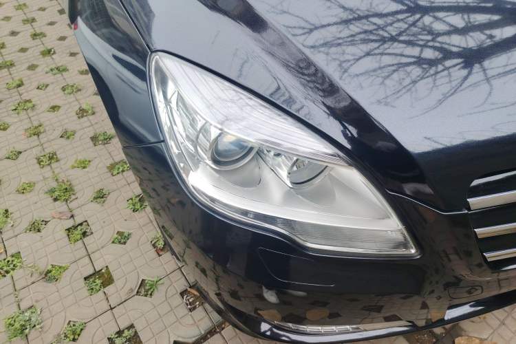 Used Mercedes-Benz R-Class 2017 R 320 4MATIC Business Edition Prestige Model