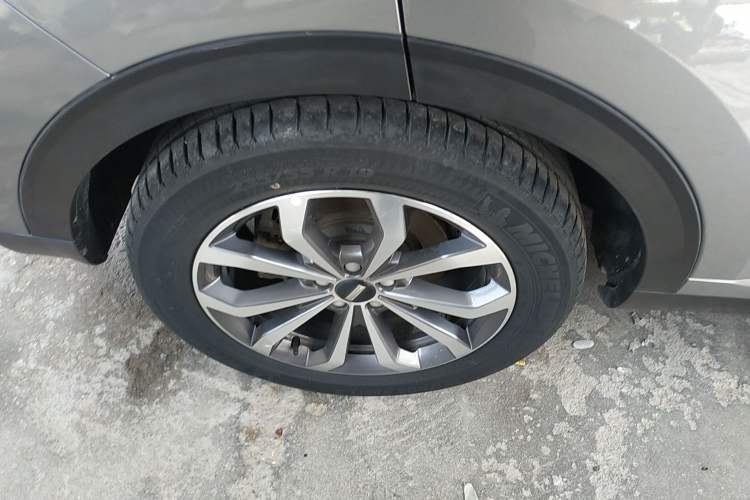 Used Wey VV6 2020 2.0T Four-Wheel Drive Zhiyu+
