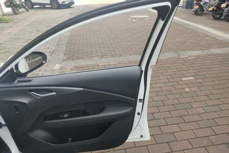 Used Wuling E5 2024 510 km Standard Version
