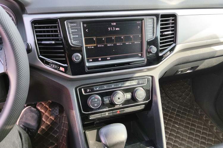 Used Volkswagen Teramont 2017 330TSI Two-Wheel-Drive Luxury Edition
