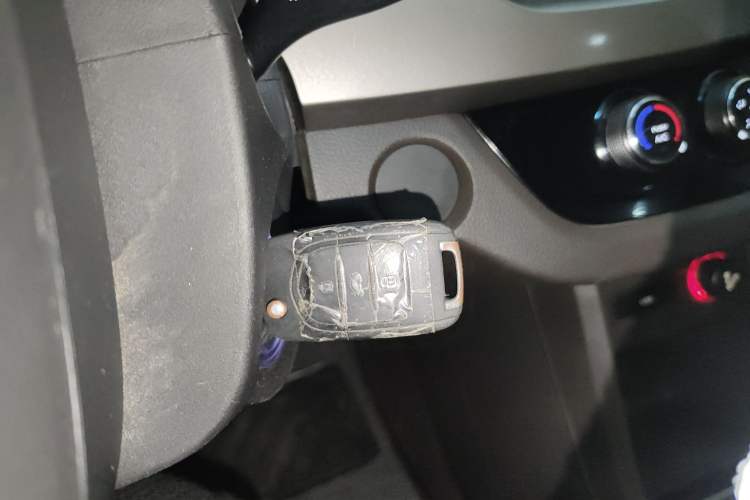 Used Baojun 310W 2017 1.5L Manual Fashion Edition China VI
