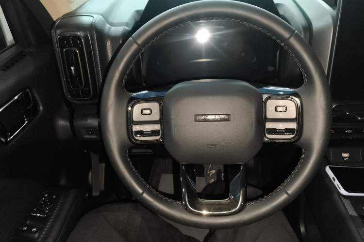 Used Haval Raptor New Energy 2024 Hi4 102 Pro Steering Wheel