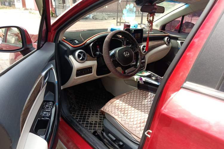 Used BAIC Beijing EU5 2018 R500 Smart Edition
