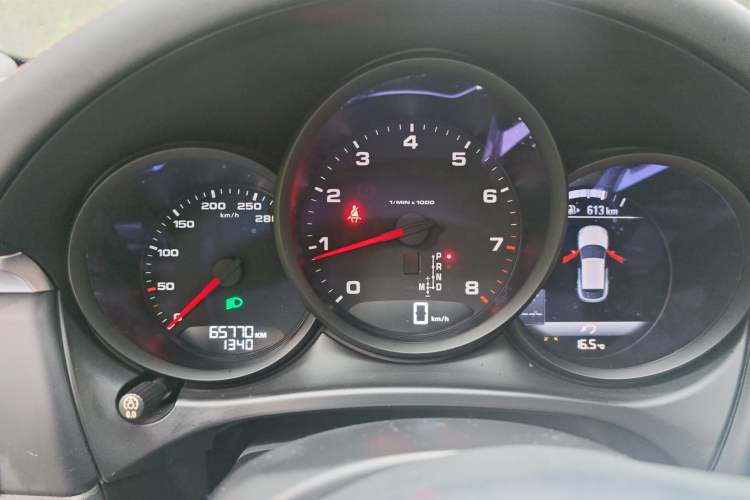 Used Porsche Macan 2018 Macan 2.0T