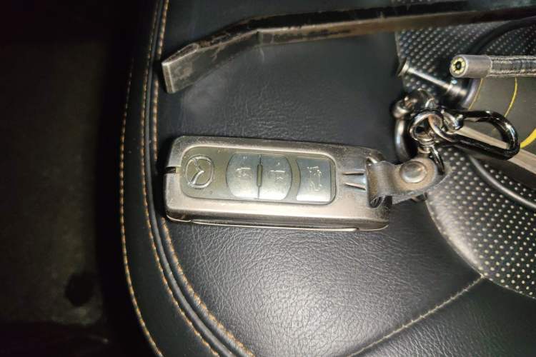 Used Mazda CX-5 2017 2.5L Automatic 4x4 Flagship Version China V Standard Vehicle Key