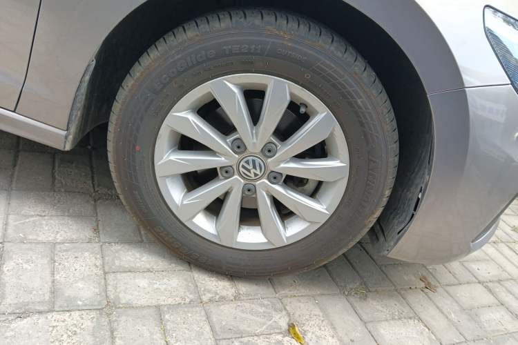 Used Volkswagen Bora 2019 1.5L Manual Fashion Edition
