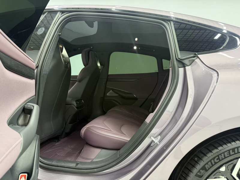 Used Xiaomi Auto SU7 2024 Rear-Drive Ultra-Long Range Advanced Pro-Level Intelligent Driving Version — 16