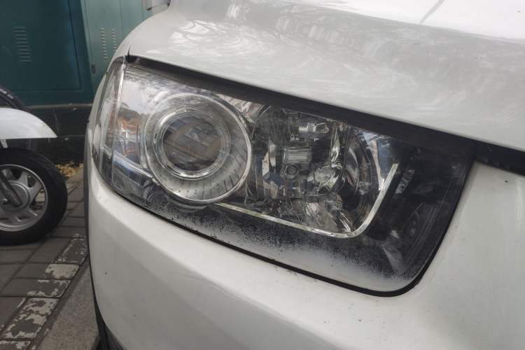 Used Chevrolet Captiva 2015 2.4L 4x4 Flagship Edition 7-Seater
