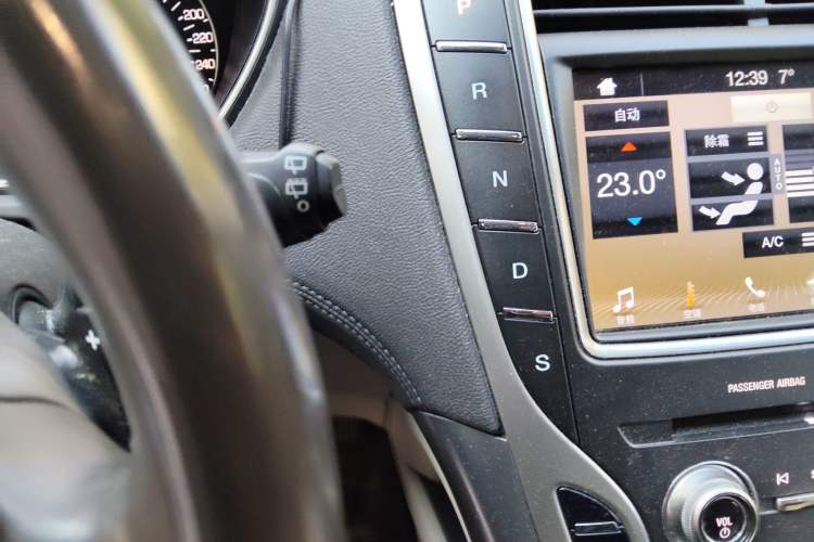 Used Lincoln MKX 2018 2.0T Four-Wheel Drive Zunya Edition