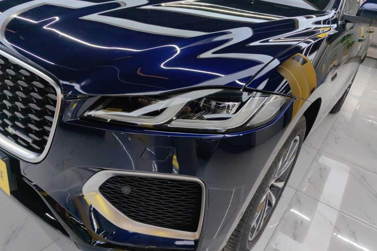 Used Jaguar F-PACE 2021 250 PS R-Dynamic S
