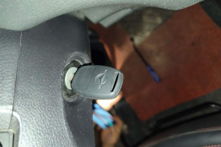 Used Haima S5 2015 1.6L Manual Luxury Model with Sunroof Vehicle Key