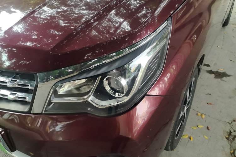 Used Venucia M50V 2017 1.6L XL CVT Luxury Edition Left Front Headlight