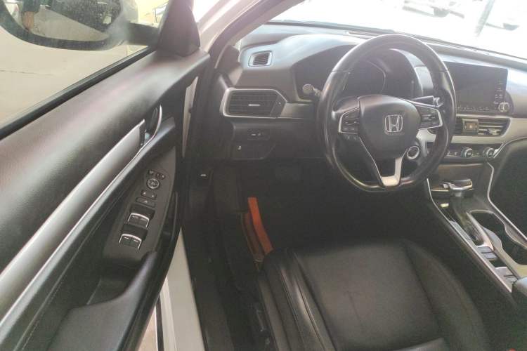Used Honda Accord 2018 260TURBO Elite Edition China VI Driver Seat