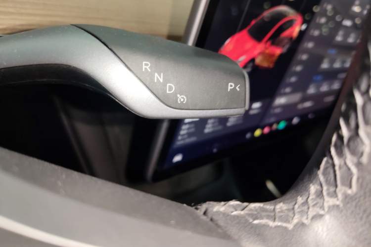 Used Tesla Model Y 2021 Standard Range Rear-Wheel Drive Version
