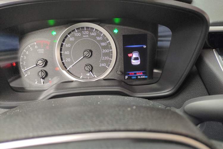 Used Toyota Levin 2021 185T CVT Luxury Edition
