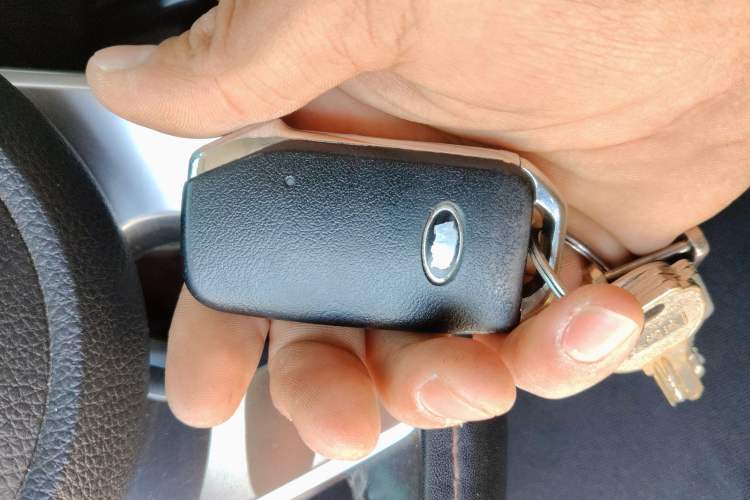 Used Kia Sportage R 2019 2.0L Automatic Smart Luxury Edition Vehicle Key