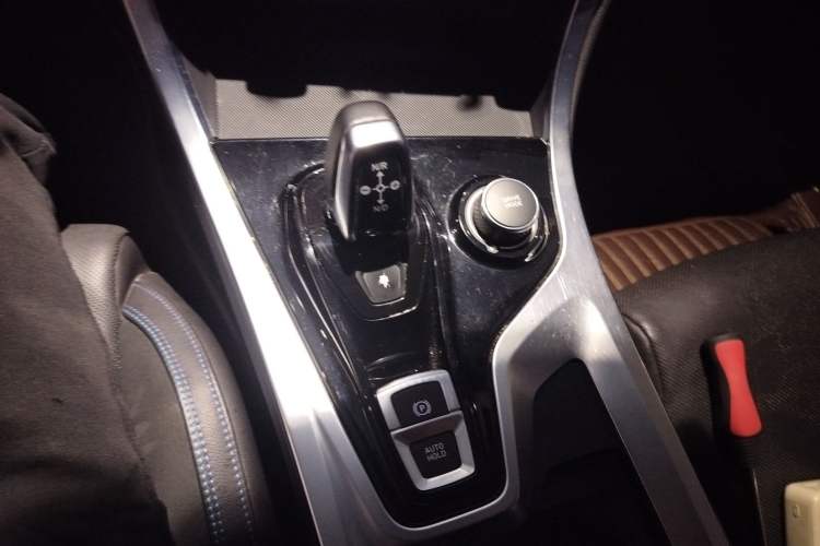 Used Lynk & Co 01 EM-P 2018 1.5T PHEV Jing Guo V Gear Lever